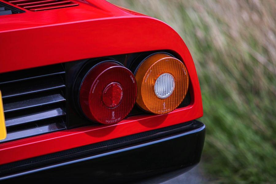 Детали экстерьера Ferrari 512 BB (21725) 1977 года  (UK) (фото 19 из 28)